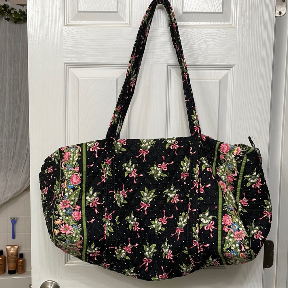 Vera Bradley Large Duffel Bag travel~ Retired New Hope Pattern~Beautiful